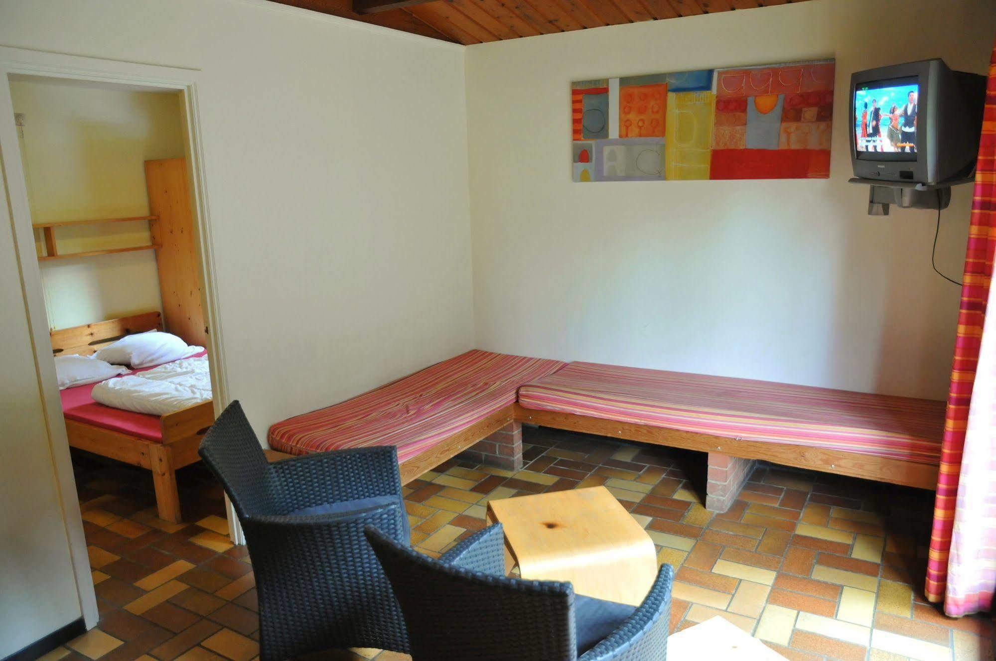Village De Vacances De Vencimont Voneche Ngoại thất bức ảnh