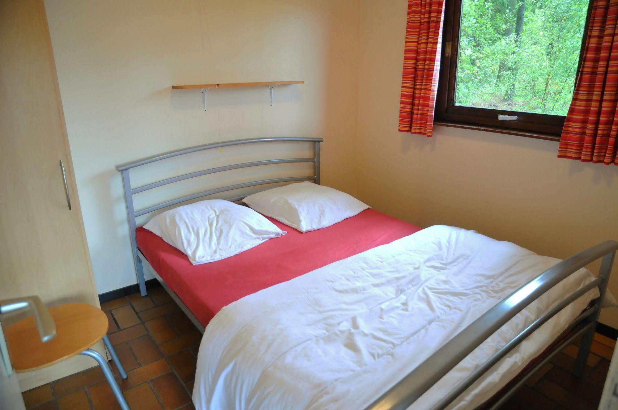 Village De Vacances De Vencimont Voneche Ngoại thất bức ảnh
